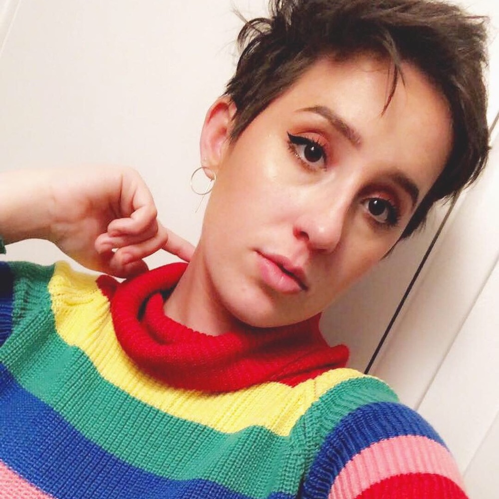 Meet your Posher, Kayla